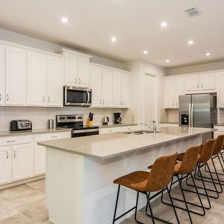 Brand New 9 Bedrooms House With Private Pool, Star Wars Game Room, Theme Rooms And Lake View Sa2145 Kissimmee Buitenkant foto